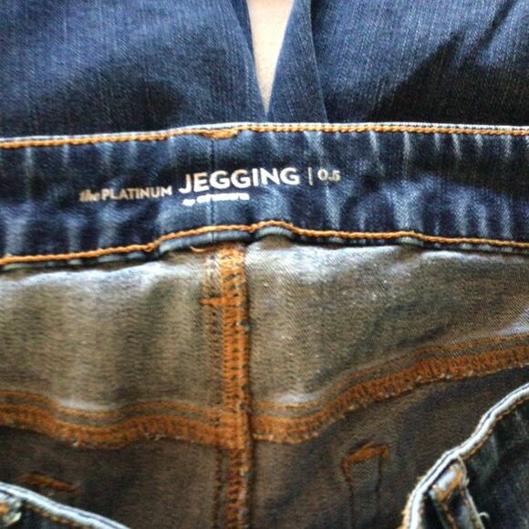 the Platinum Jeggings by Chico's Sz .05 (6) - Picture 7 of 8